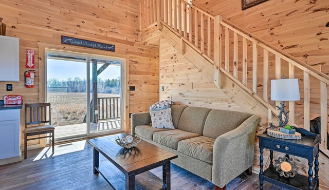 Applegate Cabin w/ Deck ~ 2 Mi to Lake Huron!