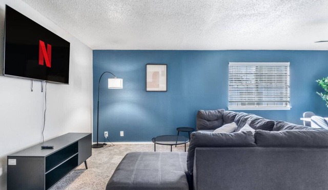 Arlington 2BR | AT&T, Globe Life, 6 Flags, Parking