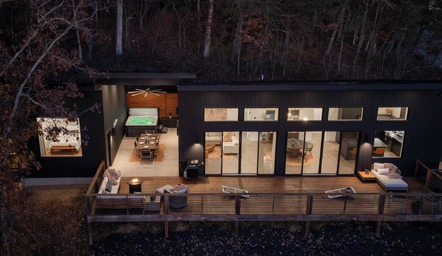 Asheville's Luxe Glass House | Hot Tub + Mountain Views Sleeps 8