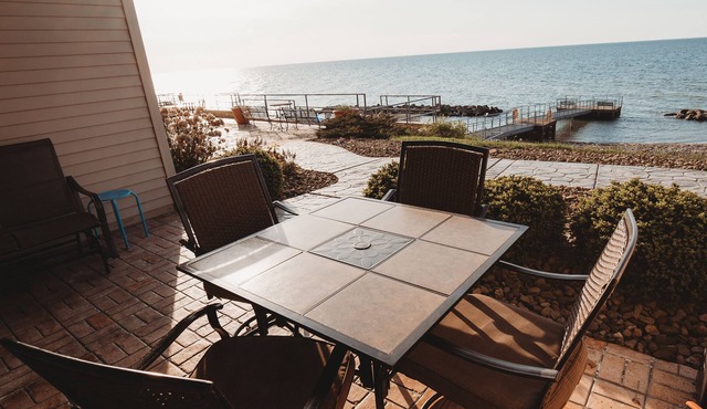 BEACH LEVEL CONDO L08-2BR/2BA-Private Beach-Indoor Pool.