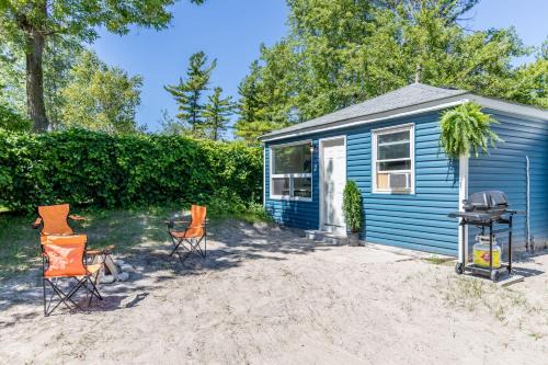 Beachside Summer Cabins