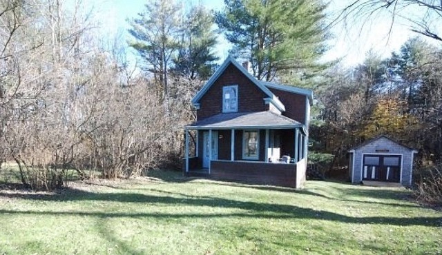 Beautiful Farmhouse on Nature Preserve