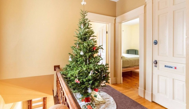Beautiful Historic Home near the beach in Goderich