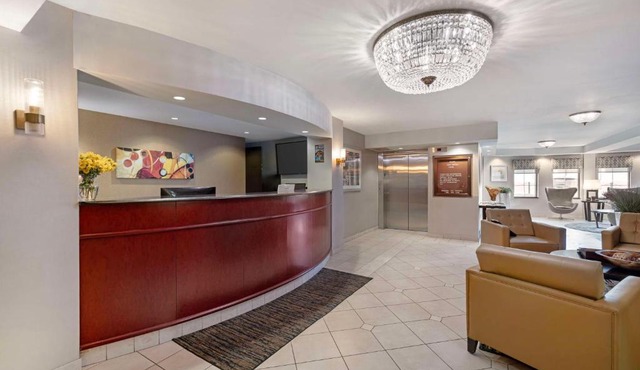 Best Western On The Avenue