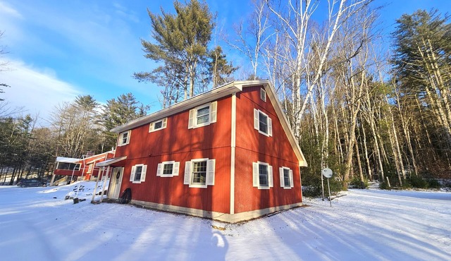 Brant Lake-Guest House | 8 Beds | Near Gore