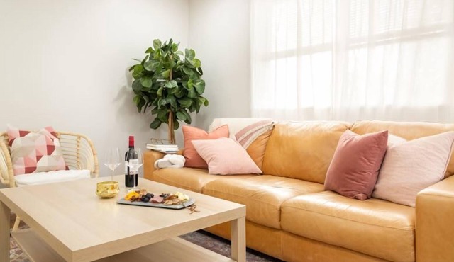 Bright&Comfy 2bed/1ba in quiet White Plains duplex