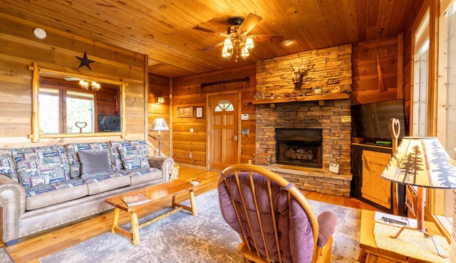 Buckhead Lodge - 10% OFF or 4th Night Free - Ask for details!