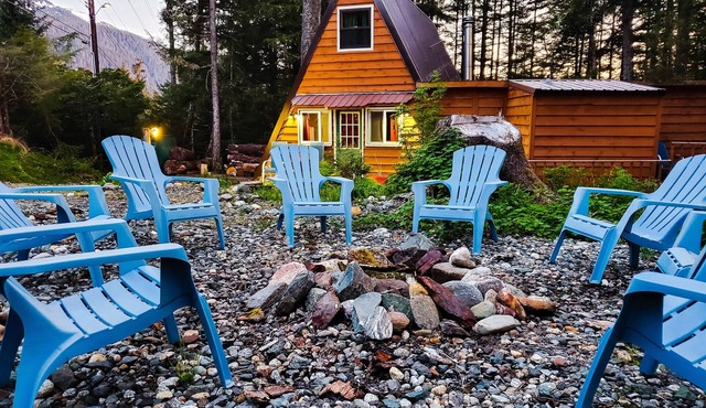 Cabin & A-Frame w/Firepit near Eaglecrest, Fishing & Trails