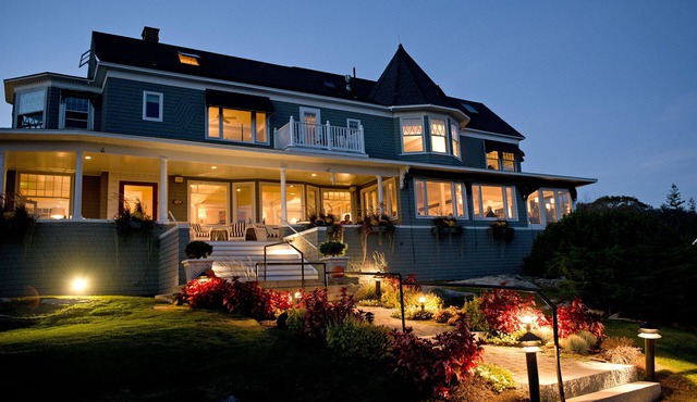 Cape Arundel Inn and Resort