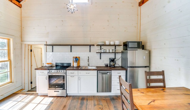 Catskills Cabin on Wooded 100 Acres w/ Lake