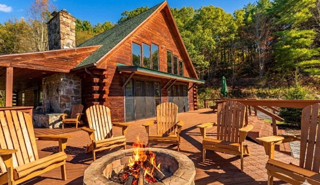Celestial Cabin - Mountain Views, Wraparound Deck
