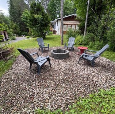 Chalet Oh Deer ! Spa et bois pour feu inclus in Entrelacs