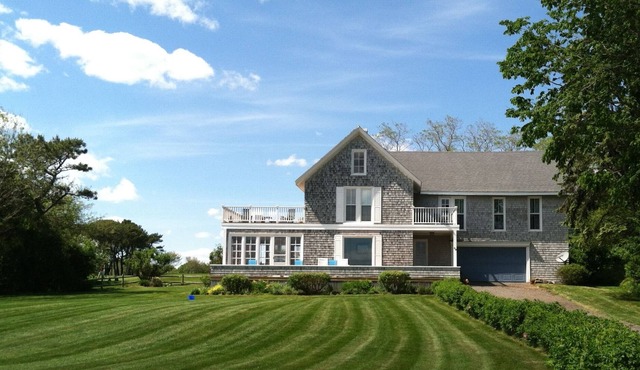Charming 19th Century Oceanfront Biddeford Pool Home