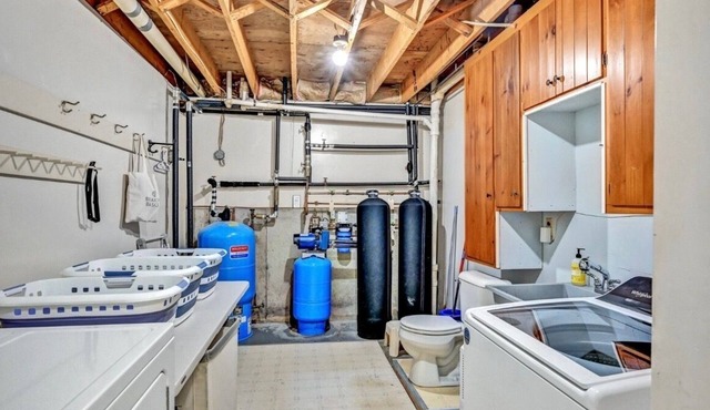 Charming 3-bedroom house with WiFi and AC in pleasant Fairfield