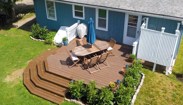 Charming 3-bedroom cottage with AC and WiFi in quaint Narragansett