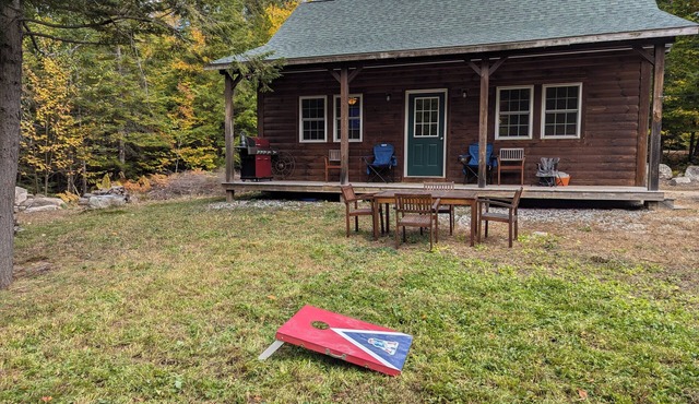 Charming cabin in Sebago