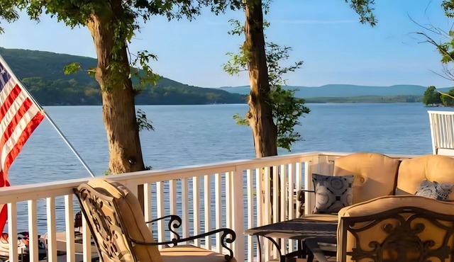 Charming cottage on Waneta Lake's west side.