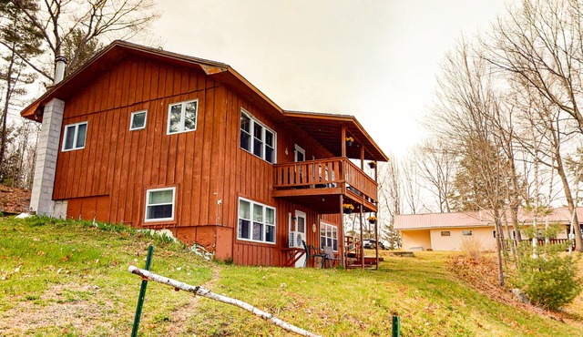 Charming dog-friendly duplex with lakefront access and dock - great location