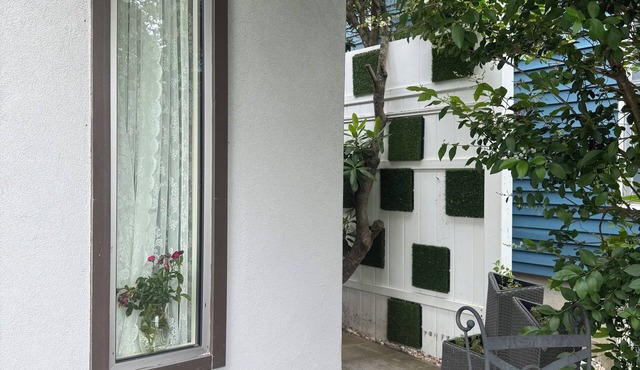 Charming Studio-Cottage with WiFi & TV free parking in Greenwich in Greenwich