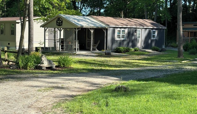 "Christine's Cabin" Great place to stay for wine trail events