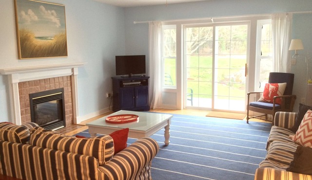 Coastal Maine Fairway Cottage-near beaches, restaurants, golf, hiking, and more!