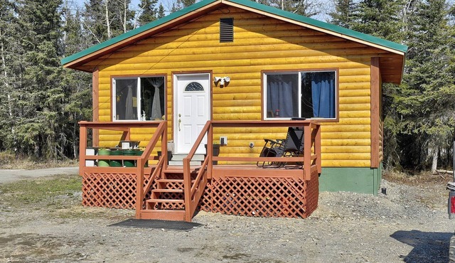 Cohoe Loop Kasilof Cabin: Sleeps family of 3