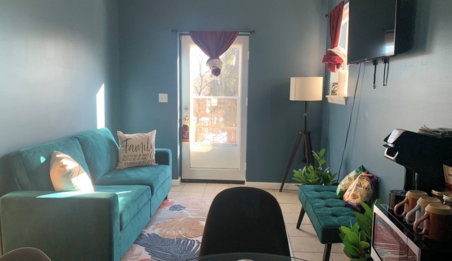 Colorful Bright Garden Suite @ Downtown Peekskill