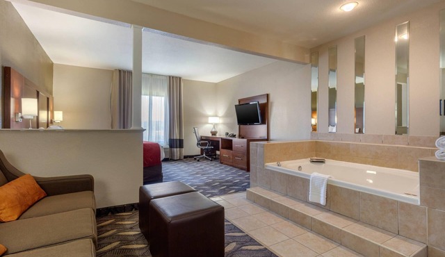 Comfort Suites Rolla