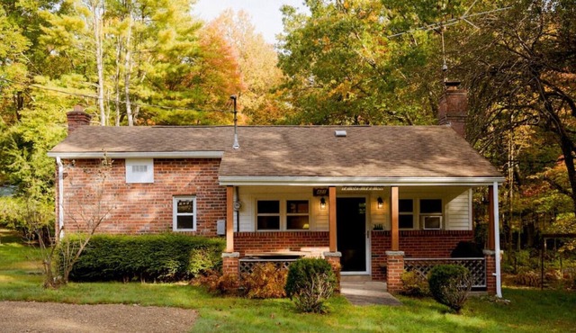 Coon Creek Cottage minutes from National Forest