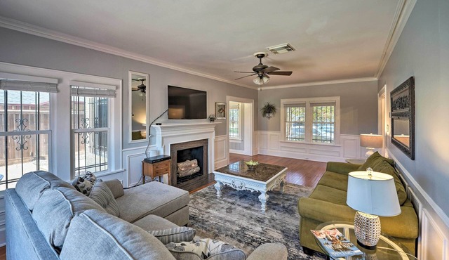 Corpus Christi Home w/Pool & Hot Tub: Walk to Bay