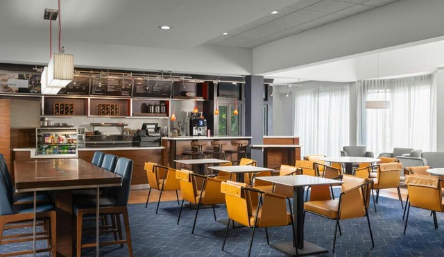 Courtyard by Marriott Dallas-Fort Worth/Bedford