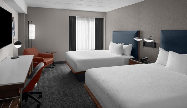 Courtyard by Marriott Pittsburgh University Center