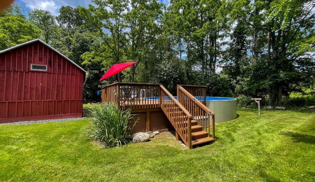 Cozy Cabin Gateway with Pool and Firepit