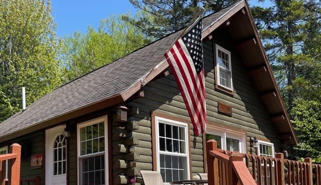 Cozy Cabin w/ Private Access to Beaver Cove Beach on Moosehead Lake