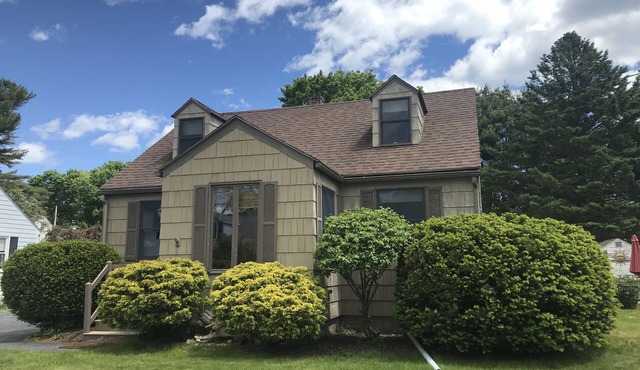 Cozy,Convenient & Close to Beaches.Comfortably relax after enjoying nearby sites