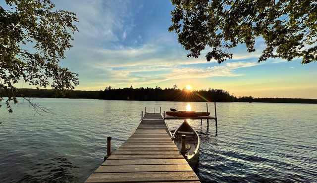 Cozy Lakeside Cottage - Readfield, ME