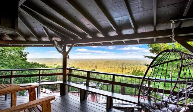 Cozy Luxury Cottage with Stunning View
