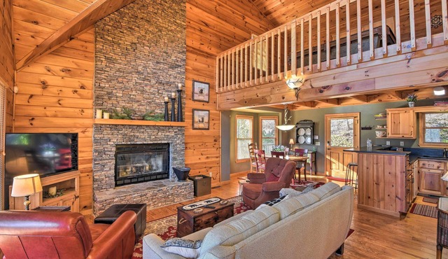 Cozy Mountain Cabin - Panoramic Mountain Views