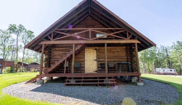 Cozy Rustic Duplex Cabin - Ketchikan Side