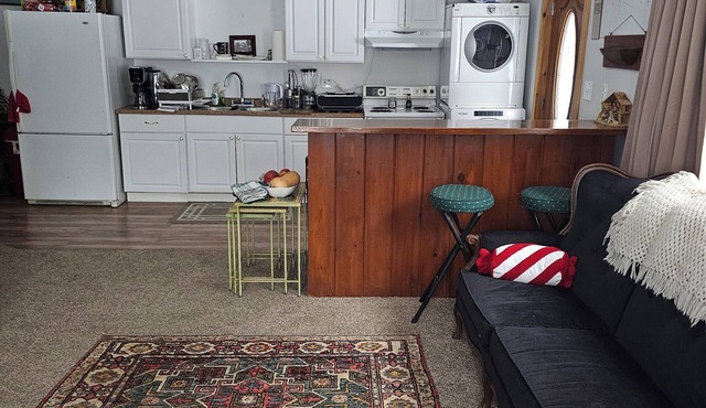 Cozy studio in charming Fryeburg with AC, WiFi. Enjoy your stay