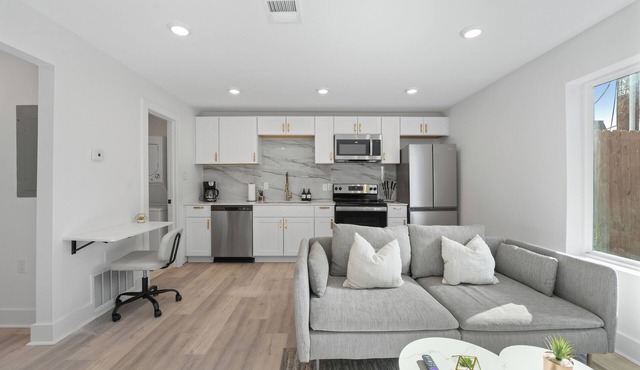 Cozy Studio in Downtown Dallas Lower Greenville