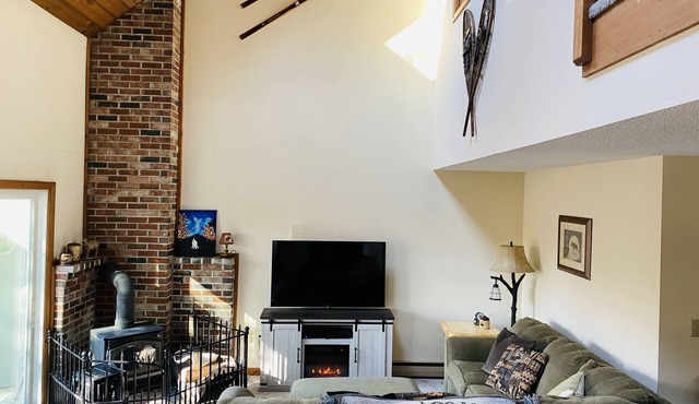 Cozy townhouse minutes from North Conway.