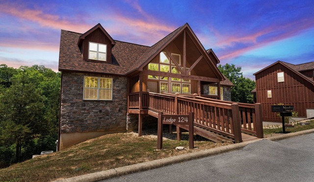 Create Timeless Memories at this 4 Bed Lodge Located at Stonebridge Resort!