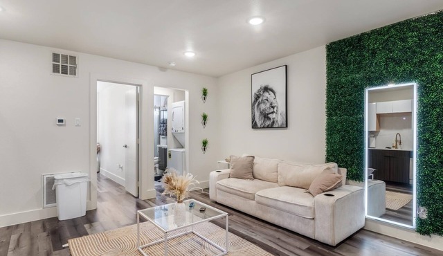 Dallas Vibes Stylish 1BR Free Parking Central