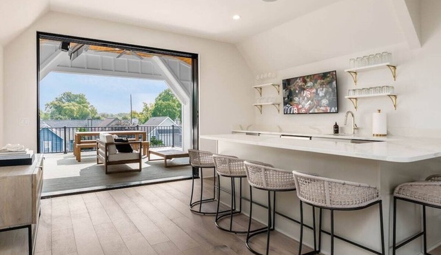 Don’t miss out on renting the best airbnb in Columbus
