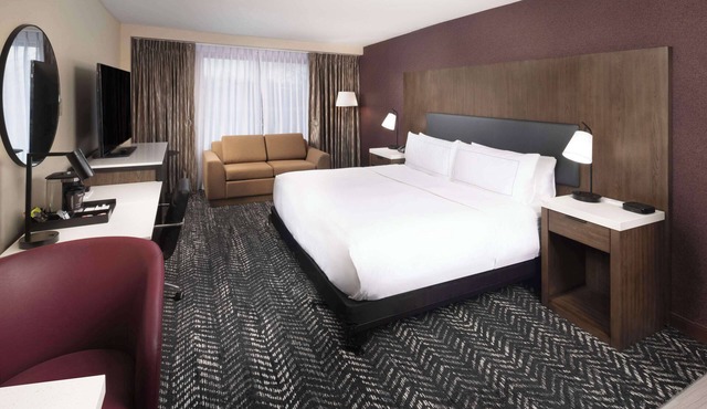 DoubleTree by Hilton Manhattan, KS in Manhattan