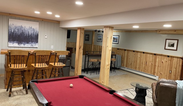 Dream Lake, Lake George 5 bedrooms, fireplace, game room, outdoor deck, fire pit