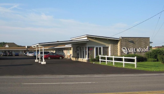 Driftwood Motel