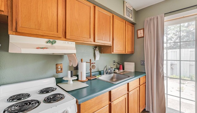 Efficient &Charming Studio Condo with Secret Features in Kokomo