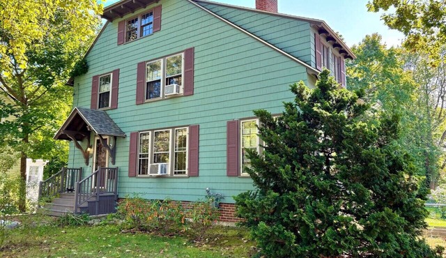 Entire House Deering Highlands